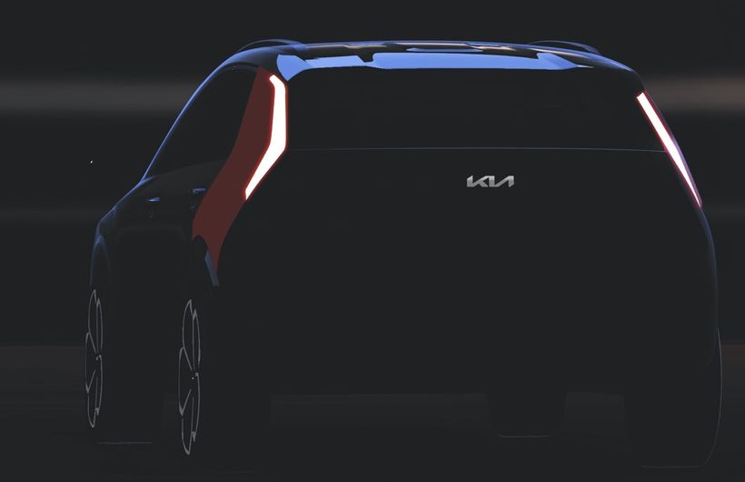2022 Kia e-Niro teaser image, rear